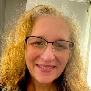 Meet your Posher, Rose